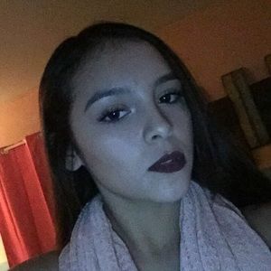 Meet your Posher, Fernanda